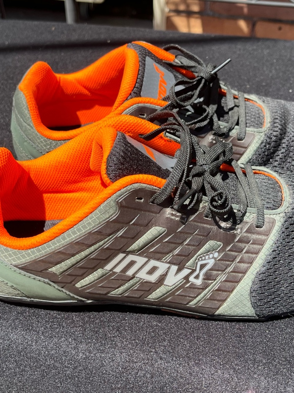 Inov-8 Black & Orange Lightweight Trainer Shoes size 10 - Picture 9 of 9